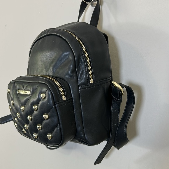 NWT Love Moschino Gold Hearts Black Mini Backpack Love Moschino BORSA Matt Black Mini Backpack With Gold Heart  main image 2